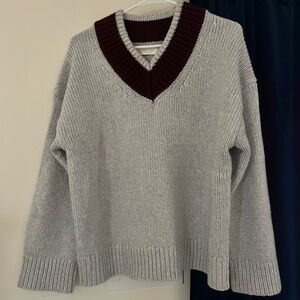 Abercrombie & Fitch Gray and Burgundy V-Neck Marino wool Sweater